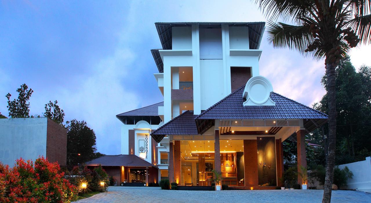 Woodnote Thekkady Hotel Exterior photo