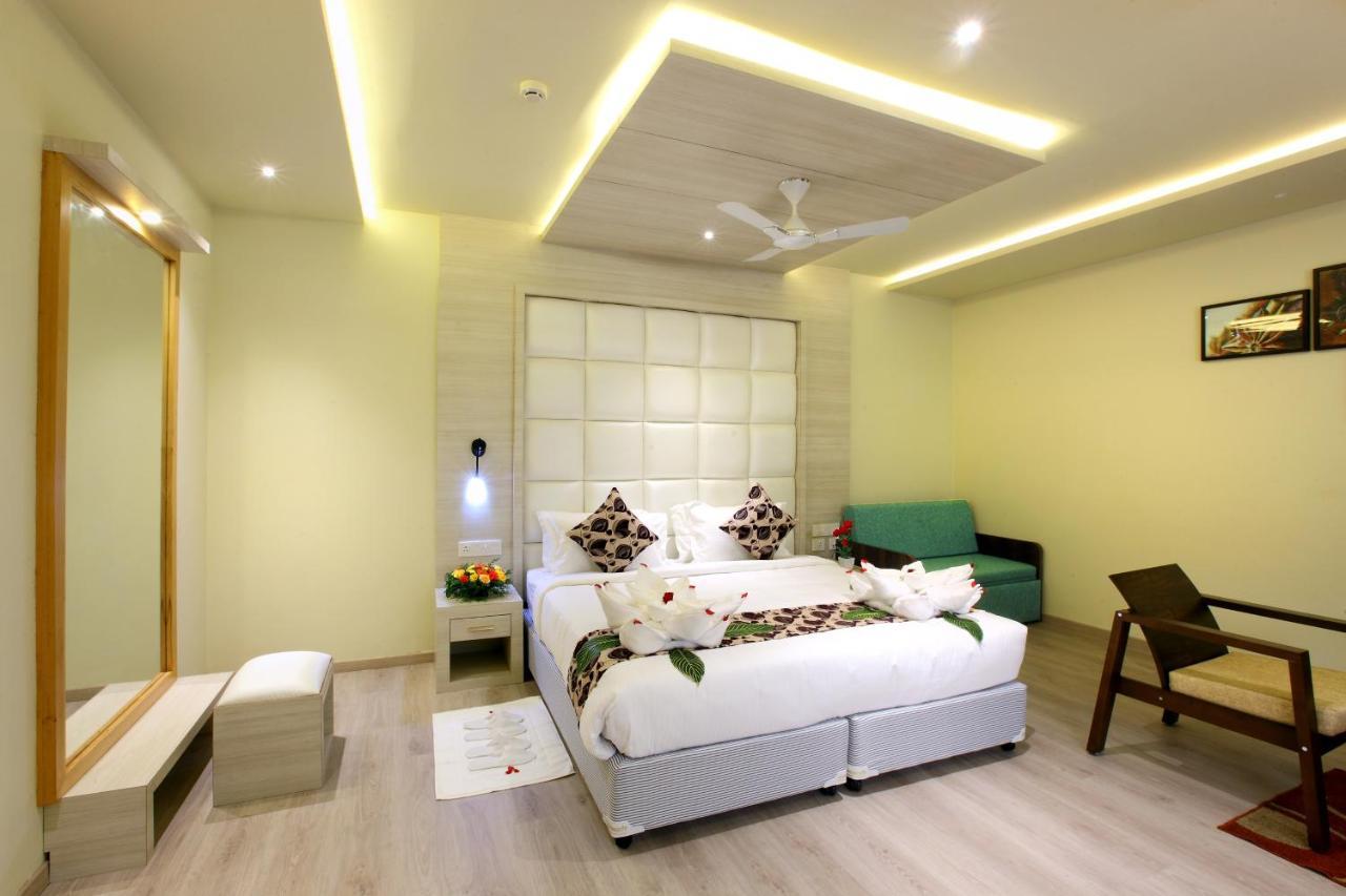 Woodnote Thekkady Hotel Exterior photo