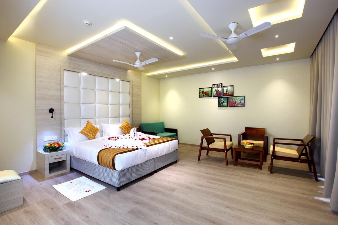 Woodnote Thekkady Hotel Exterior photo