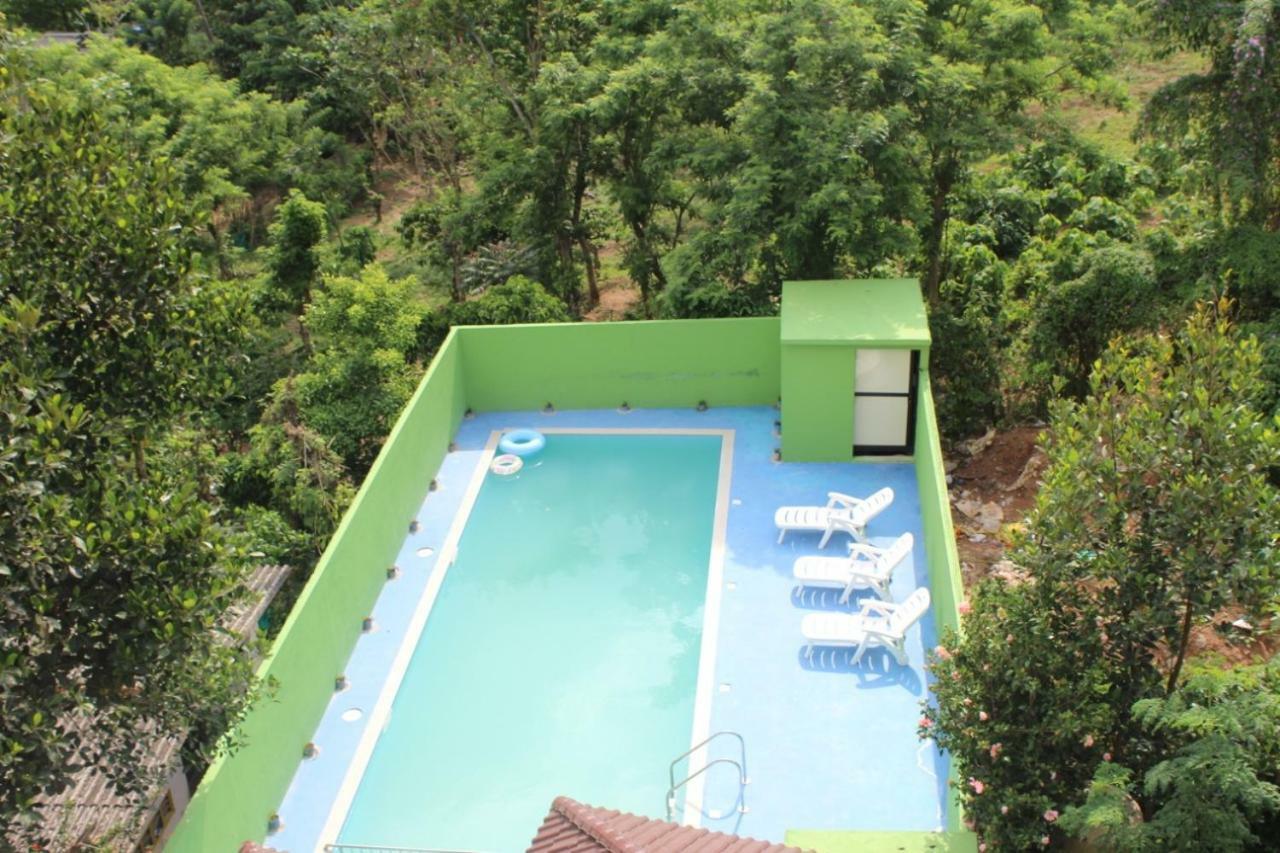 Woodnote Thekkady Hotel Exterior photo